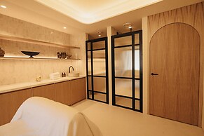 Aethos Hotel  Saragano
