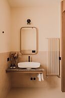 Aethos Hotel  Saragano
