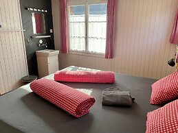 Balmers Hostel
