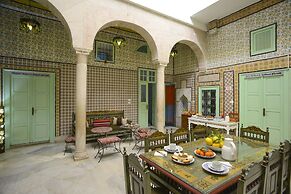 Dar Ya - Hostel