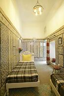 Dar Ya - Hostel