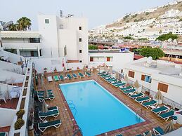 Apartamentos Montecarlo