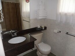 Silver Birch Motel