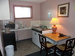 Silver Birch Motel