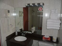 Silver Birch Motel