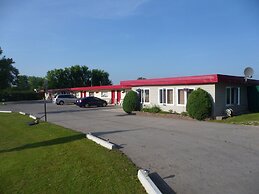 Silver Birch Motel