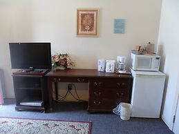 Silver Birch Motel