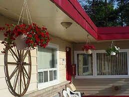 Silver Birch Motel