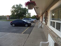 Silver Birch Motel