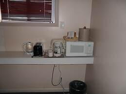 Silver Birch Motel
