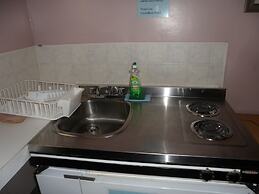 Silver Birch Motel