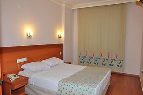 Çınar Family Suite Hotel