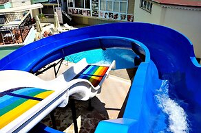 Çınar Family Suite Hotel