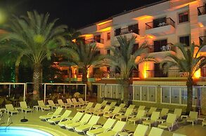 Çınar Family Suite Hotel