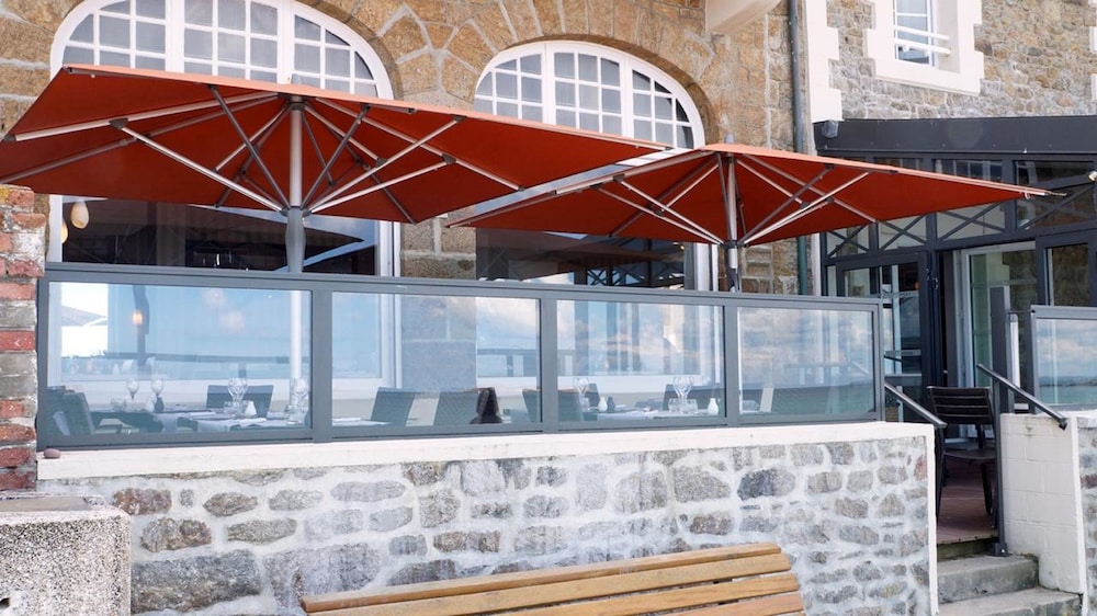 Hôtel L'Antinéa