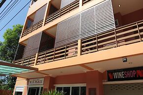 N.D. Place Lanta