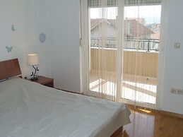 Villa Ana
