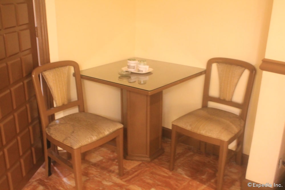 Halina Drive Inn Hotel - Pasay