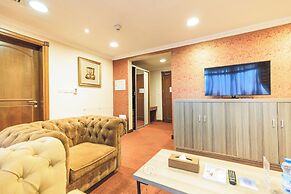 Sapphire Plaza Hotel