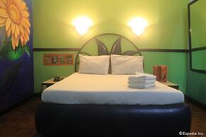 Halina Drive Inn Hotels - Sta Mesa