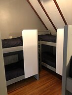 Gorilla - Hostel