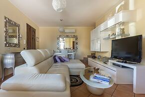 ANAELEHOUSEAPARTMENTS L.T.B.