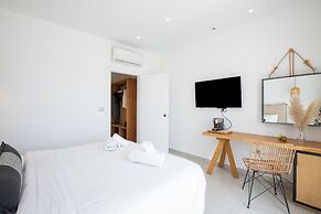 The George Hotel