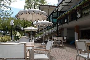 Hotel Lux