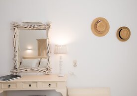 Charissi Hotel