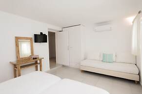 Charissi Hotel