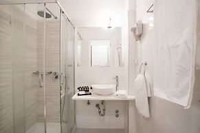 Charissi Hotel