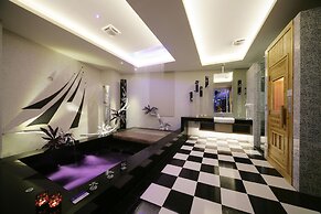 Dubai Villa Motel