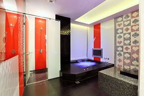 Icloud Luxury Resort & Hotel