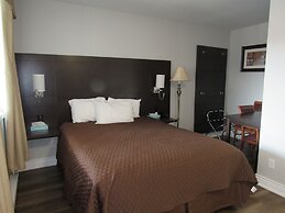 Cedar Lodge Motel