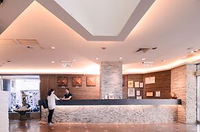 Waugh Den Hotel