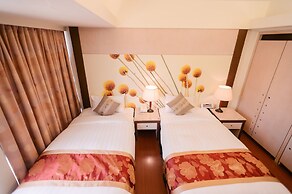 Waugh Den Hotel