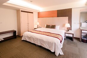 Waugh Den Hotel