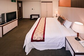 Waugh Den Hotel