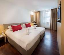 Rocana Hotel