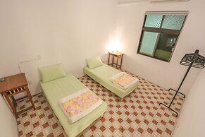 T-Life Hostel