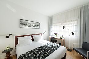 Lily & Bloom Hotel
