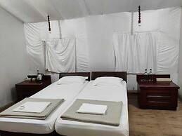 Sai Vishram Beach Resort Byndoor