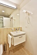 VIP Apartments