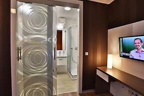 VIP Apartments