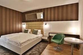 VIP Apartments