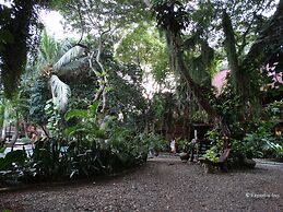 Alona Tropical Beach Resort