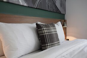 P&F Hotel