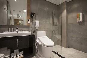 P&F Hotel