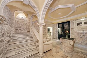 Palmotta Palace 4*