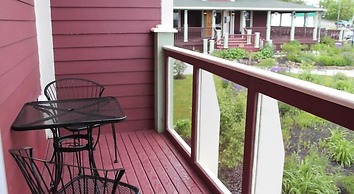 Lynwood Inn